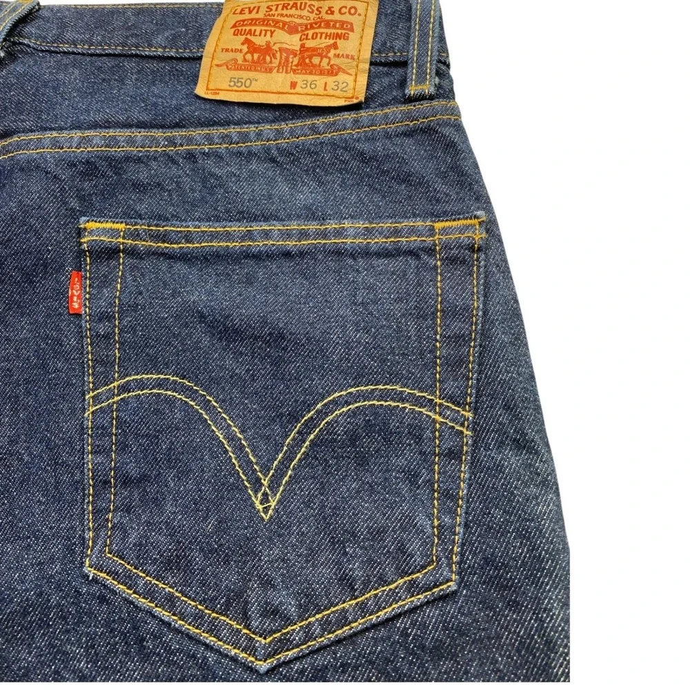 Levis 550 Relaxed Fit Jeans Mens 36x32 Dark Wash Blue Denim 100% Cotton #94Q